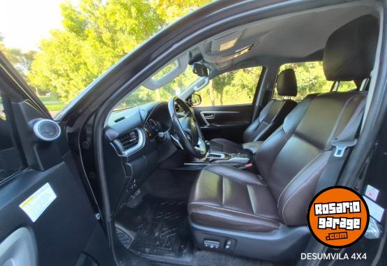 Camionetas - Toyota SW4 SRX A/T 7A 2019 Diesel 120000Km - En Venta