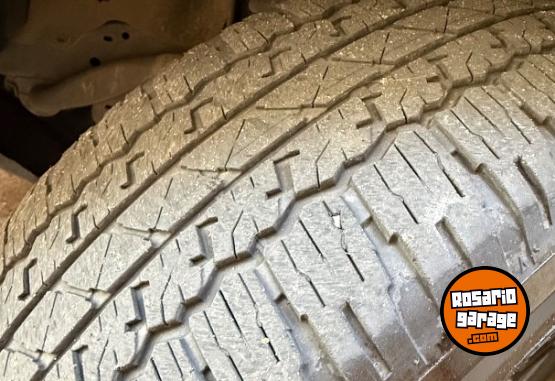 Camionetas - Toyota Hilux SR 2022 Diesel 51000Km - En Venta