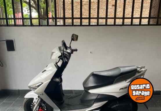 Motos - Zanella Styler rs 150cc 2024 Nafta 8500Km - En Venta
