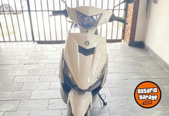 Motos - Zanella Styler rs 150cc 2024 Nafta 8500Km - En Venta