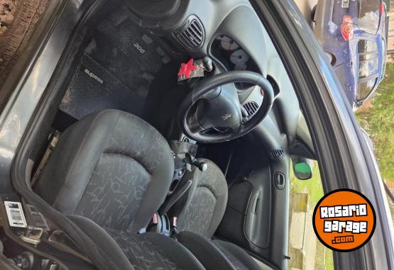 Autos - Peugeot 206 generation 2010 Nafta 241444Km - En Venta