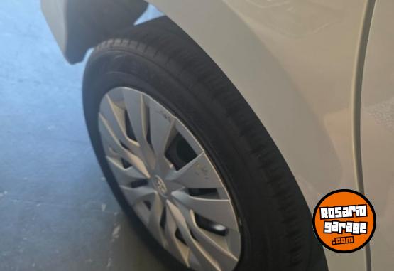 Autos - Toyota YARIS XS CVT 2024 Nafta 55000Km - En Venta