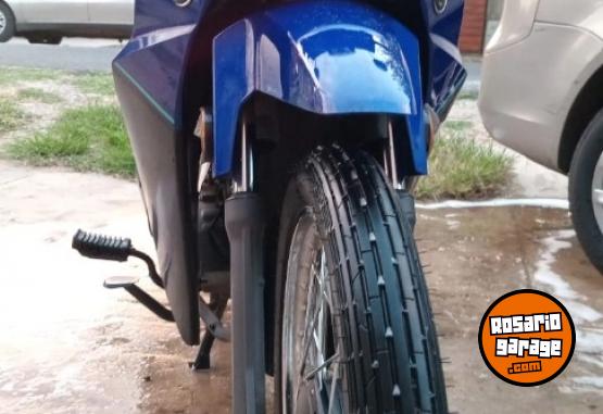 Motos - Zanella 110 2026 Nafta 3000Km - En Venta