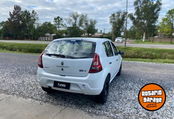 Autos - Renault Sandero pack 1.6 2012 Nafta 120000Km - En Venta