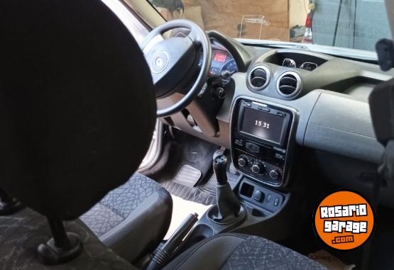 Autos - Renault Duster 1.6 4x2 Tech Road 2013 GNC 215000Km - En Venta