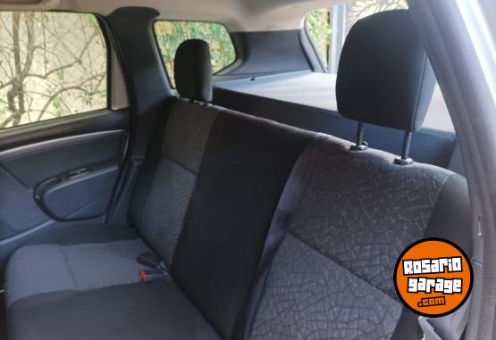 Autos - Renault Duster 1.6 4x2 Tech Road 2013 GNC 215000Km - En Venta