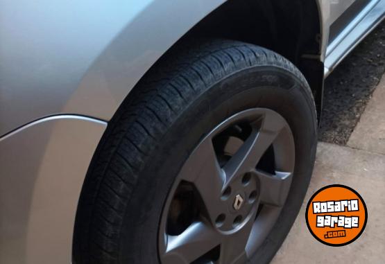 Autos - Renault Duster 1.6 4x2 Tech Road 2013 GNC 215000Km - En Venta