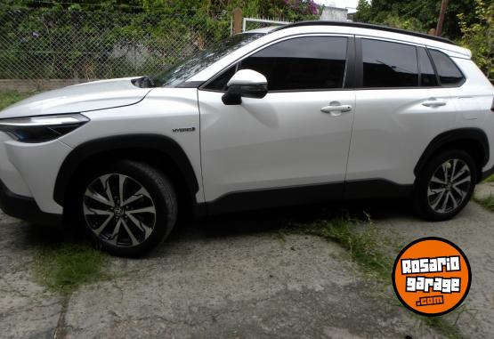 Autos - Toyota Corolla Cross SEG Hibr. 2022 Electrico / Hibrido 59000Km - En Venta