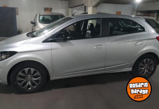 Autos - Chevrolet ONIX JOY BLACK 2023 Nafta 53000Km - En Venta
