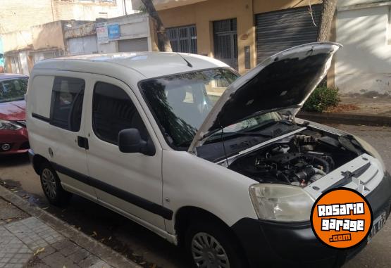 Utilitarios - Citroen berlingo 2012 Diesel 250Km - En Venta