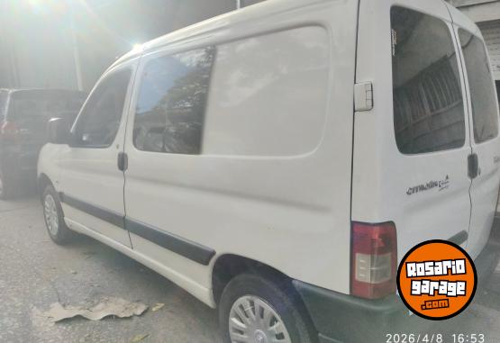 Utilitarios - Citroen berlingo 2012 Diesel 250Km - En Venta