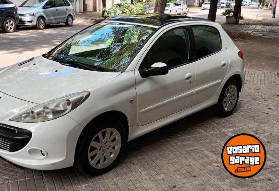 Autos - Peugeot 207 XT PREMIUM 2010 Nafta 122000Km - En Venta