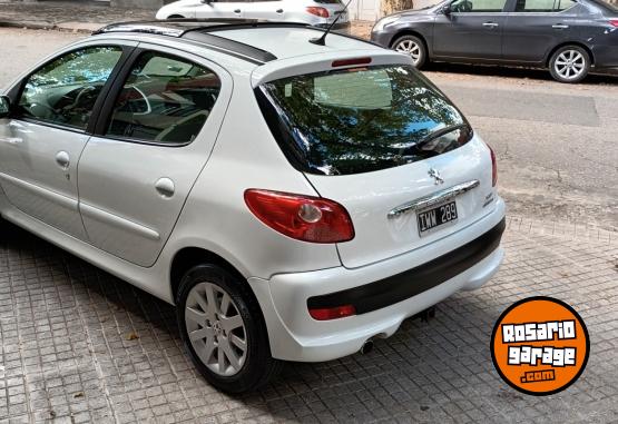 Autos - Peugeot 207 XT PREMIUM 2010 Nafta 122000Km - En Venta