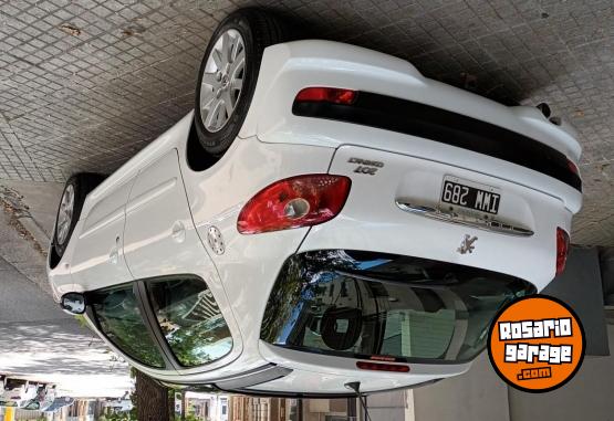 Autos - Peugeot 207 XT PREMIUM 2010 Nafta 122000Km - En Venta