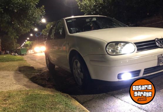 Autos - Volkswagen Golf 2000 Nafta 280000Km - En Venta