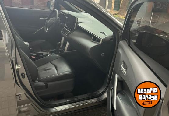 Autos - Toyota COROLLA CROSS SEG 2022 2022 Nafta 68000Km - En Venta