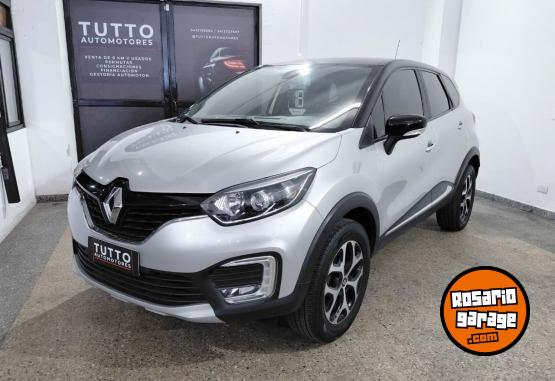Autos - Renault Captur intens 2018 Nafta 147000Km - En Venta