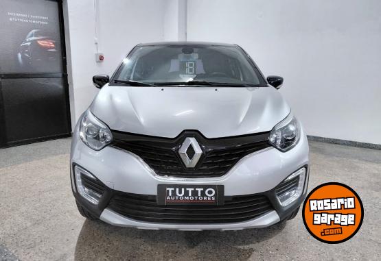 Autos - Renault Captur intens 2018 Nafta 147000Km - En Venta