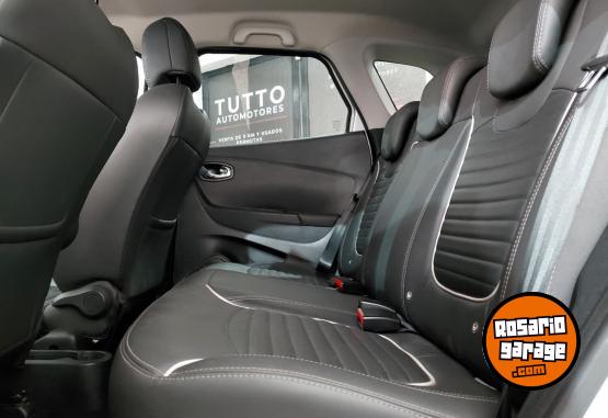 Autos - Renault Captur intens 2018 Nafta 147000Km - En Venta