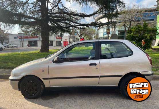 Autos - Fiat Palio 2000 Nafta 230000Km - En Venta