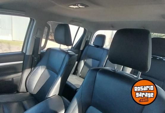 Camionetas - Toyota hiliux srx 2021 Diesel 90000Km - En Venta
