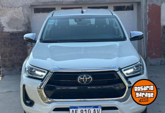 Camionetas - Toyota hiliux srx 2021 Diesel 90000Km - En Venta