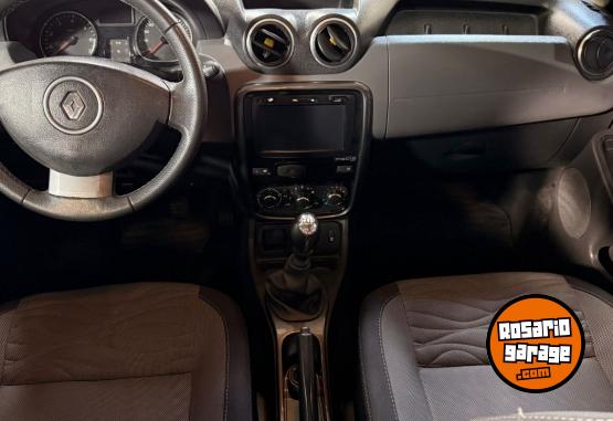 Autos - Renault Duster 2013 Nafta 98157Km - En Venta