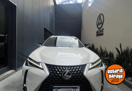 Autos - Lexus UX 250H 2019 Electrico / Hibrido 55000Km - En Venta
