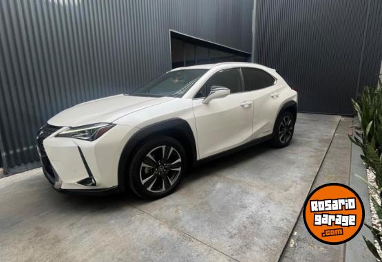Autos - Lexus UX 250H 2019 Electrico / Hibrido 55000Km - En Venta