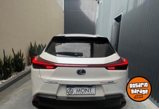Autos - Lexus UX 250H 2019 Electrico / Hibrido 55000Km - En Venta