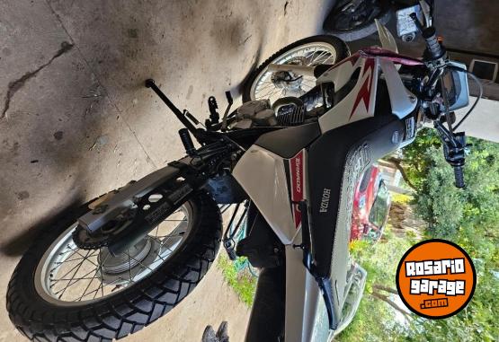 Motos - Honda Xr250 tornado 2019 Nafta 23000Km - En Venta