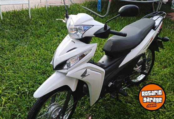 Motos - Honda Wave 110S 2023 Nafta 3600Km - En Venta