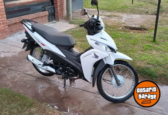 Motos - Honda Wave 110S 2023 Nafta 3900Km - En Venta