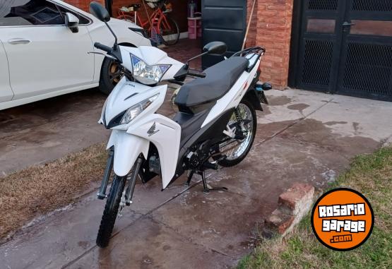 Motos - Honda Wave 110S 2023 Nafta 3900Km - En Venta