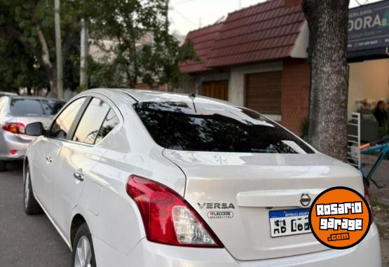 Autos - Nissan Versa 2017 Nafta 109000Km - En Venta