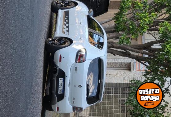 Autos - Renault Sandero RS 2019 Nafta 85000Km - En Venta