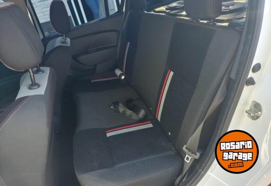 Autos - Renault Sandero RS 2019 Nafta 85000Km - En Venta