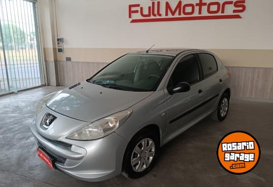Autos - Peugeot 207 2012 Nafta 154000Km - En Venta