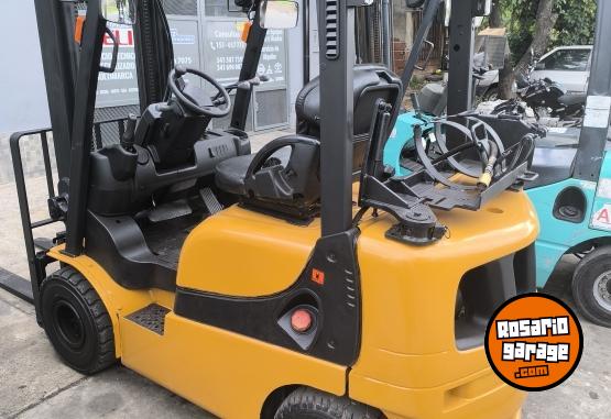 Camiones y Gr�as - Autoelevadore  Marca Yale - En Venta