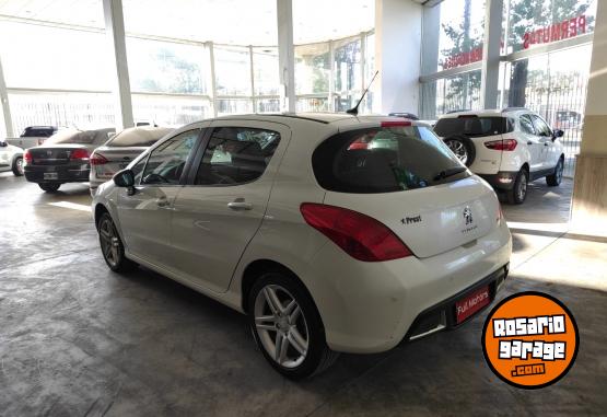 Autos - Peugeot 308 2015 Nafta 94000Km - En Venta