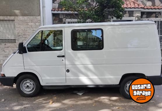 Utilitarios - Renault Trafic corta 1.9 diesel 2000 Diesel 265000Km - En Venta