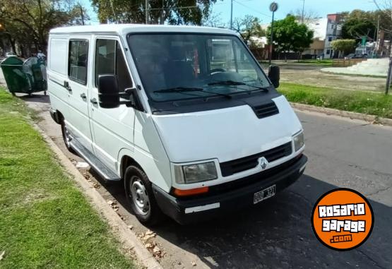 Utilitarios - Renault Trafic corta 1.9 diesel 2000 Diesel 265000Km - En Venta