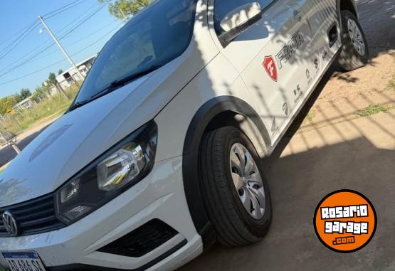 Camionetas - Volkswagen saveiro 2018 Nafta 98000Km - En Venta