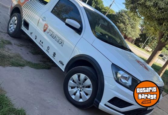 Camionetas - Volkswagen saveiro 2018 Nafta 98000Km - En Venta