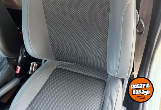 Camionetas - Volkswagen saveiro 2018 Nafta 98000Km - En Venta