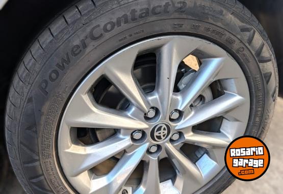 Autos - Toyota Corolla xei hv 1.8 cvt 2022 Electrico / Hibrido 63850Km - En Venta