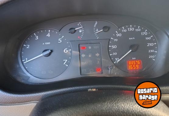 Utilitarios - Renault Kangoo 2012 GNC 90000Km - En Venta