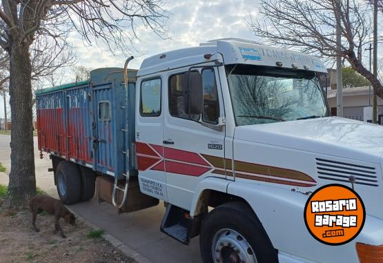 Camiones y Grúas - Vendo - En Venta