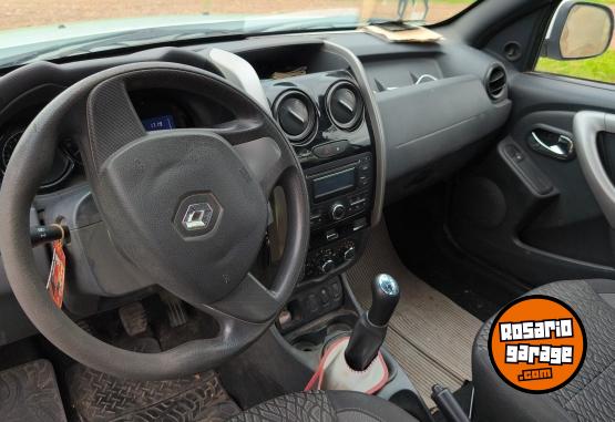 Utilitarios - Renault Oroch 2016 Nafta 98000Km - En Venta