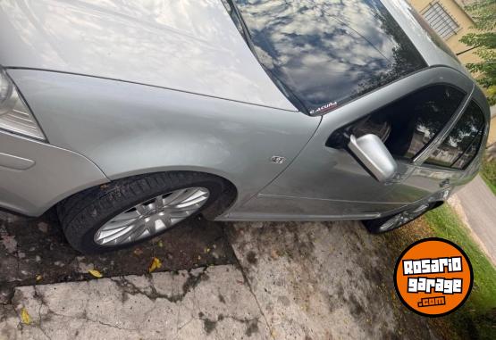 Autos - Volkswagen Bora 2011 Nafta 140000Km - En Venta